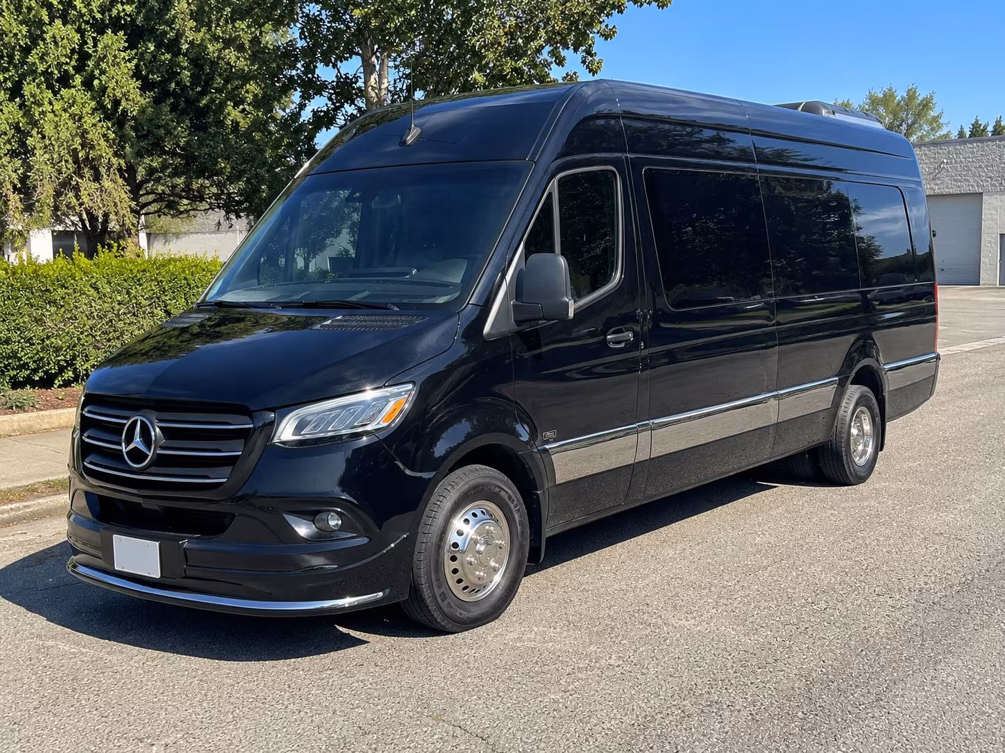 book the perfect ride for your next wedding 2