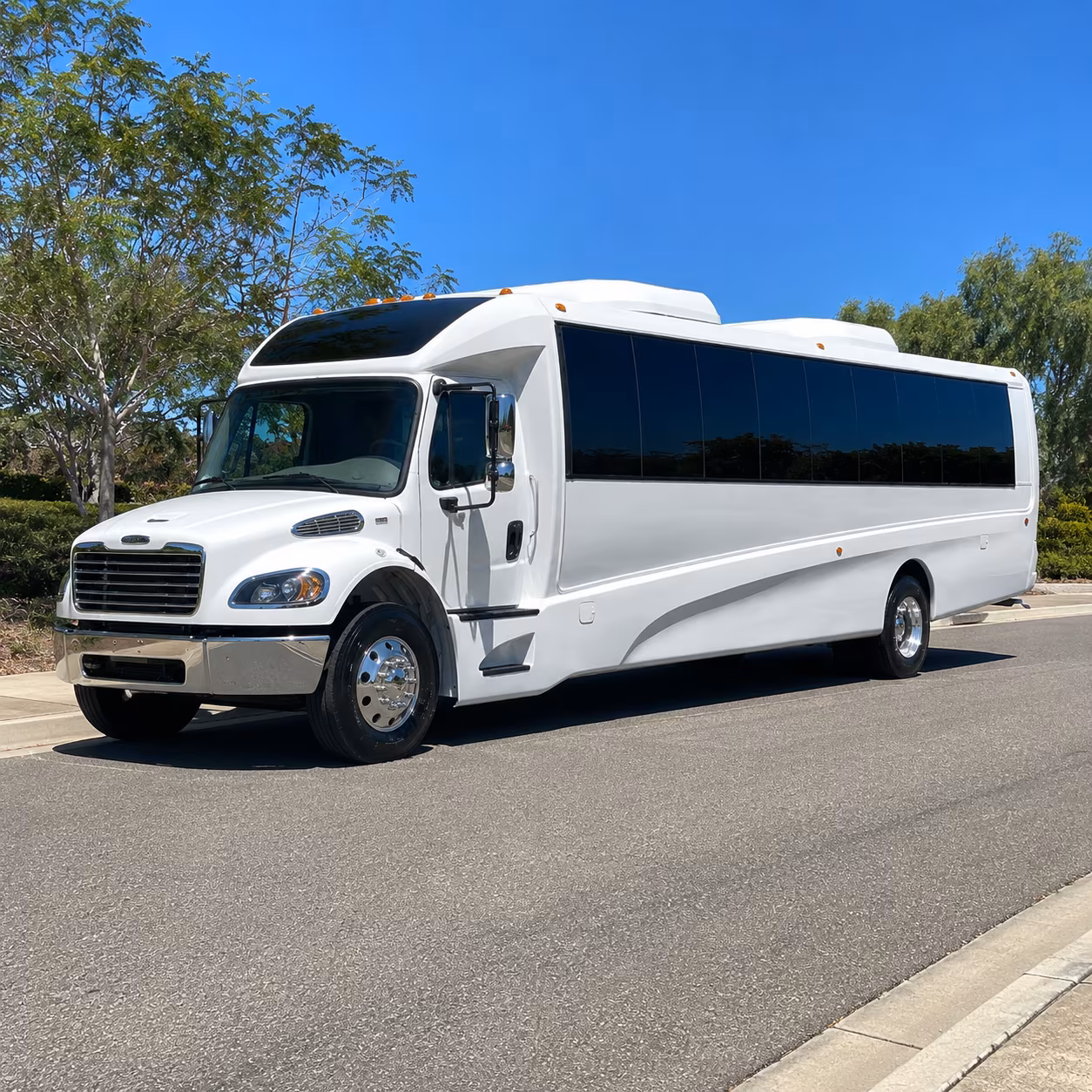 folsom 20 passenger minibus