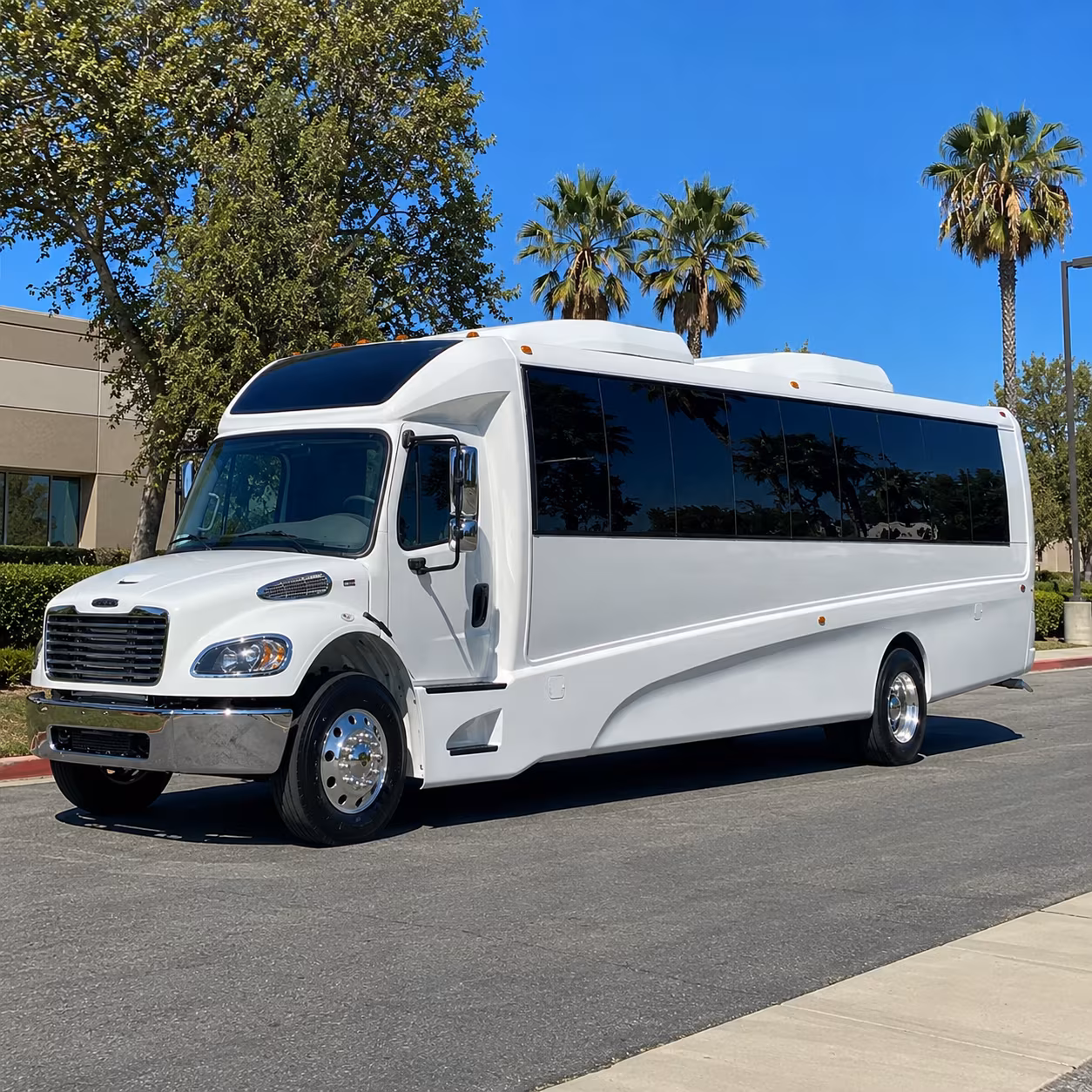 folsom 28 passenger minibus