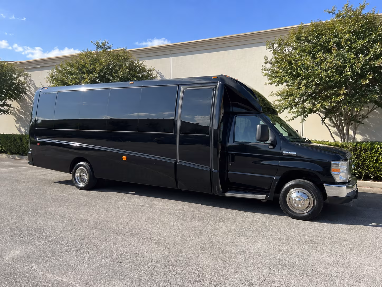 party bus rentals for folsom high school and vista del lago prom nights